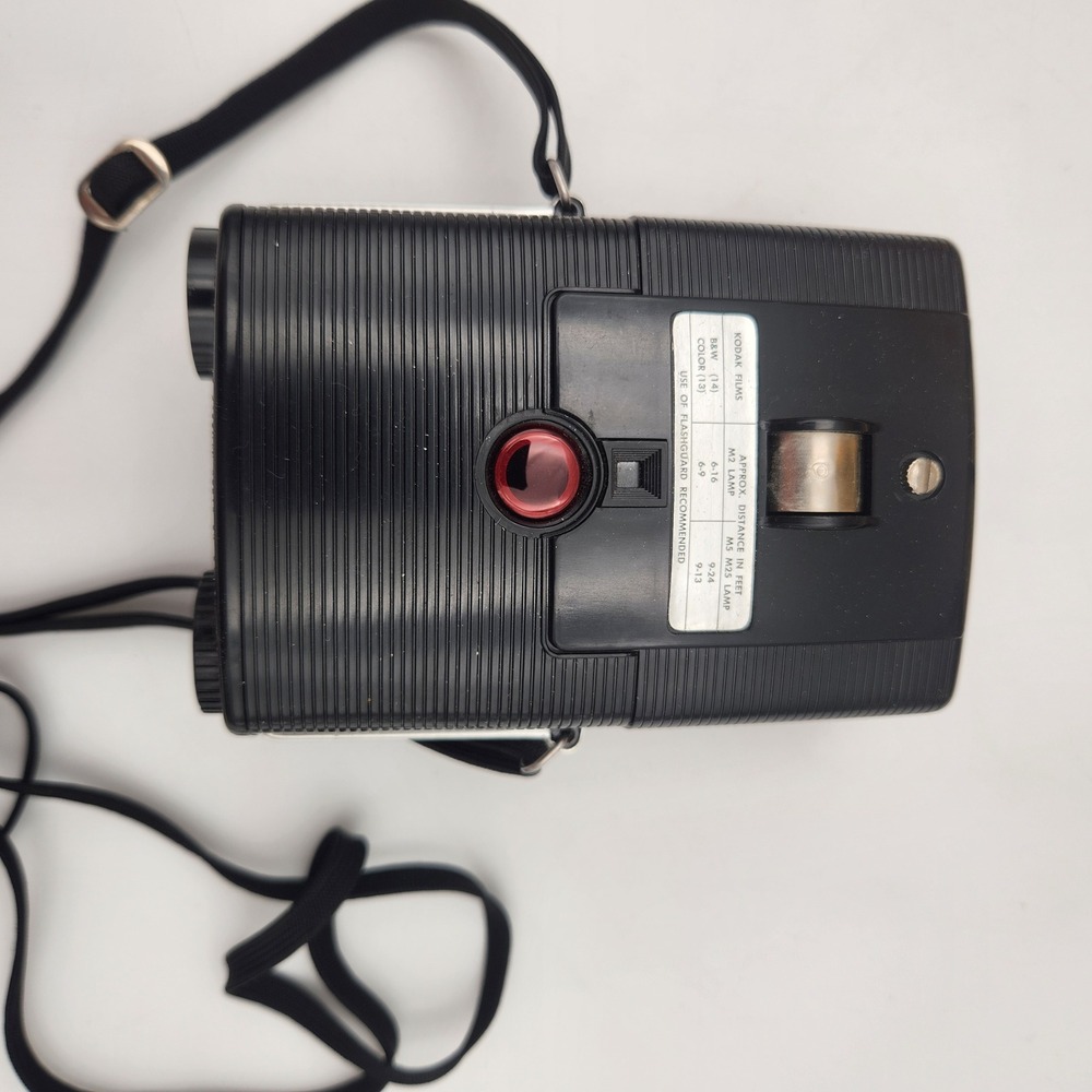 Vintage Kodak Brownie Starflash Outfit Camera with Box and Manual 127 Film MCM - Picture 5 of 11